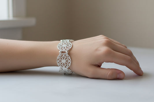 Filigree Stretch Bangle Bracelet-Silver