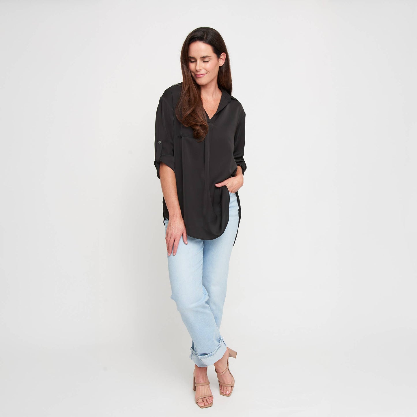 Blouse Top Amaris Collared Relaxed Fit Half Sleeve V-Neck